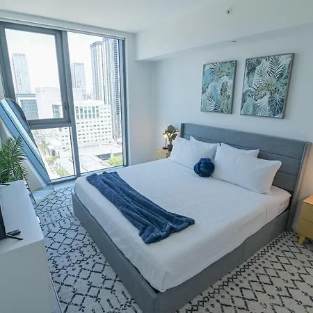 Luxurious King Bed Suite In Downtown Miami Exterior photo